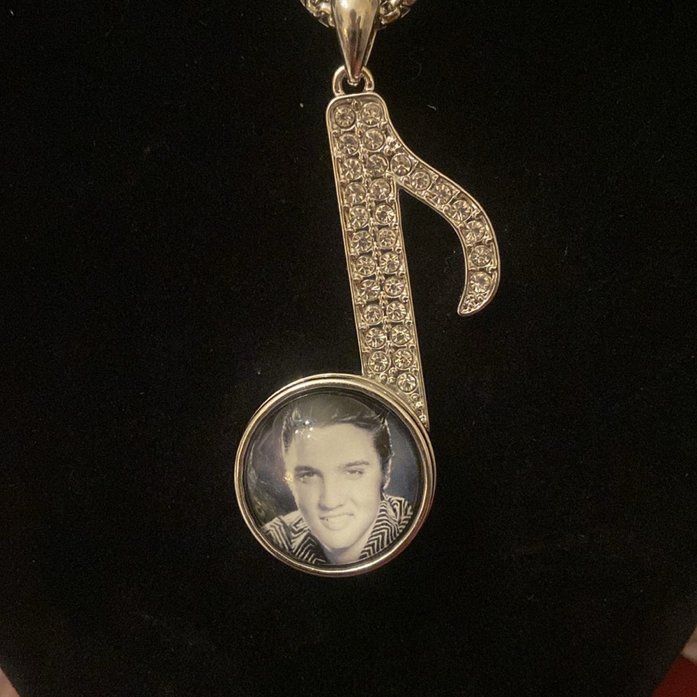 - Elvis Snap Button Necklace